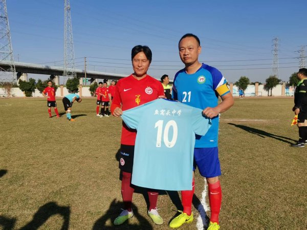 易速宝 东涌学子闪耀“省超”！独家解码鱼窝头中学足球育人之道
